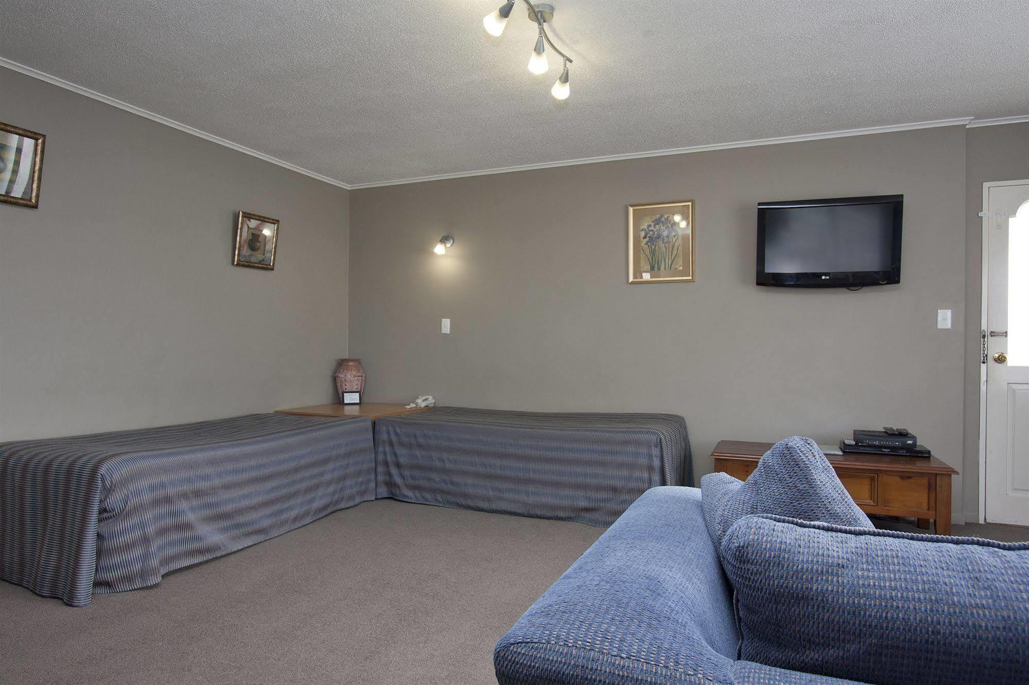 Coronation Park Motels Ashburton Exterior foto