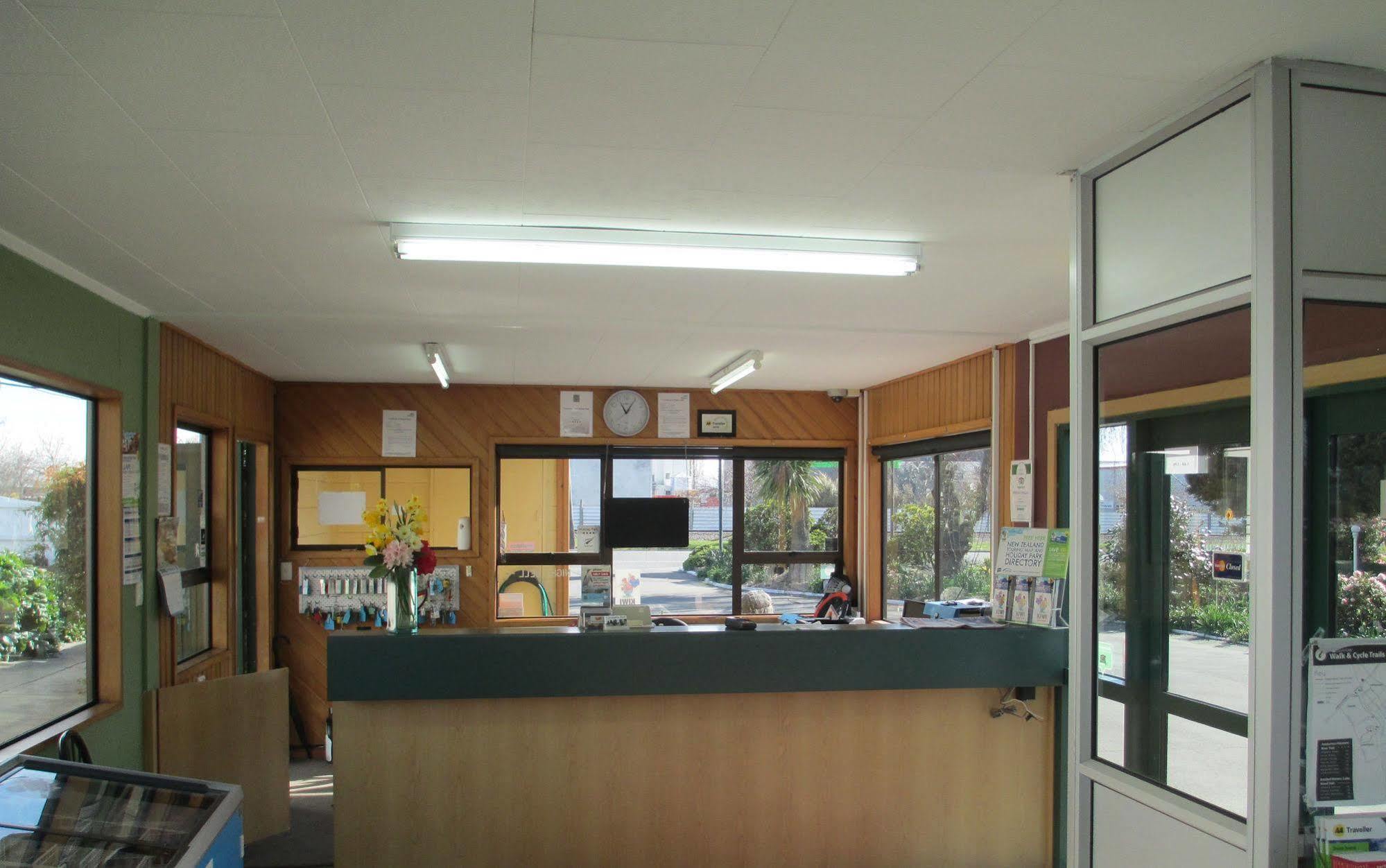 Coronation Park Motels Ashburton Exterior foto